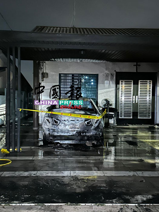 居銮实里拉龙新村周三凌晨惊传大耳窿跑腿“点错相”纵火烧屋案。