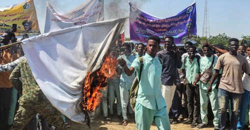 苏丹武装分子血洗葬礼 轮暴妇女 屠杀40人