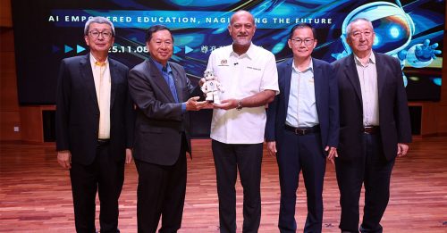 从使用者到创新者 哥宾星吁国人掌握AI主动权