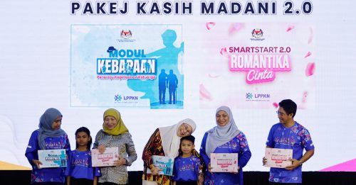 旺姐：疏导孩子情绪 家庭是最坚实屏障