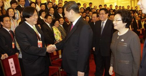 张晓卿逝世｜习近平官访诗巫 与张晓卿结缘