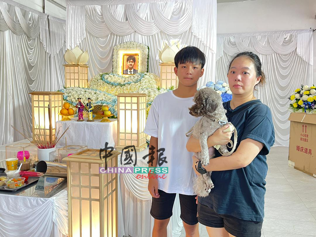 SPM考生车祸身亡案｜“Latte来送你了” 爱犬灵堂送别主人