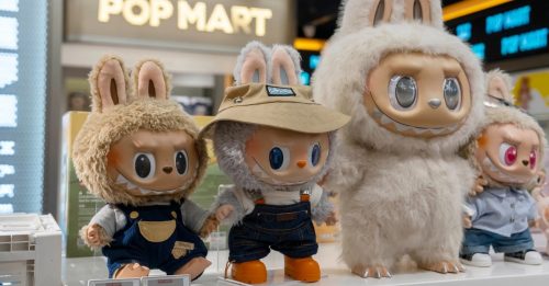 全球爆火后 Labubu或被拍成电影