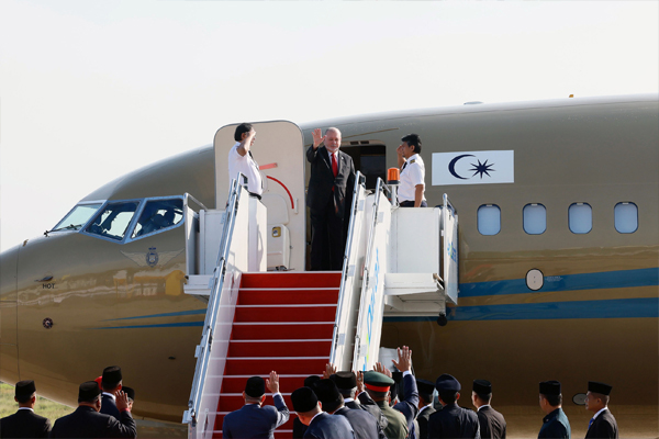 元首官访沙地6天 巩固两国外交