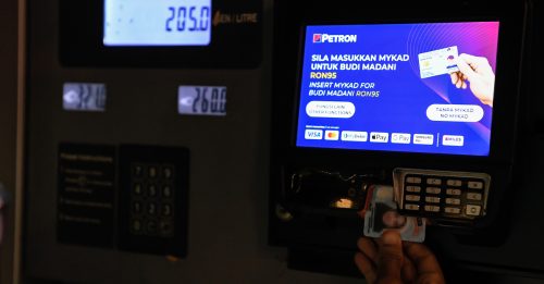 BUDI 95机制｜老公不更新驾照 老婆拒借大马卡添油 他骂她吝啬