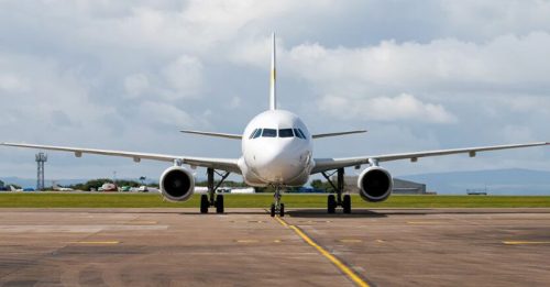 飞行员伪造证书升任机长  载客往返欧洲多国