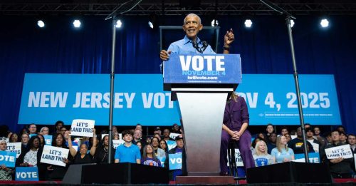 奥巴马为民主党站台助选 批特朗普政府“无法无天”