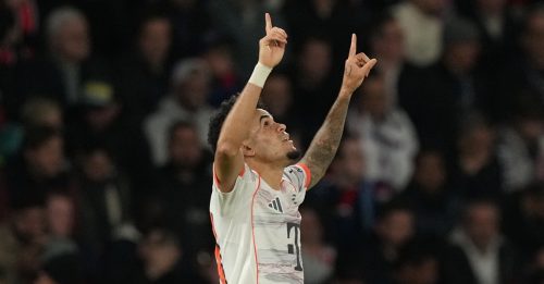 欧冠｜迪亚斯梅开二度后染红  10人拜仁2比1胜巴黎