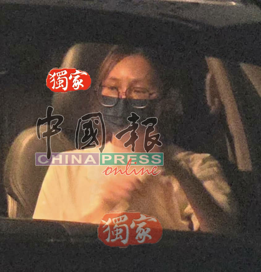 黄明志正牌女友Sarah。