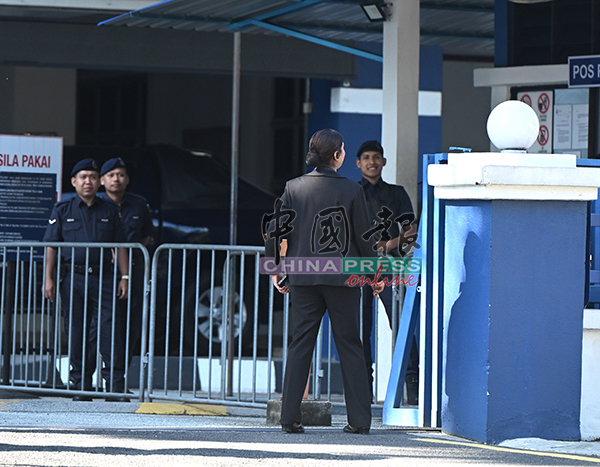 LIVE滚动·黄明志卷命案｜警准口头保释 黄明志享14天自由