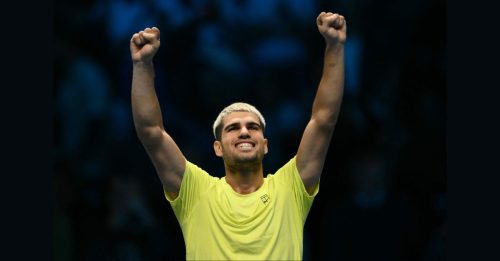 ATP年终总决赛 | 逆转弗里茨  阿尔卡拉斯2连胜仍未出线