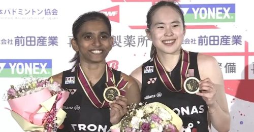 熊本羽球大师赛｜“最甜蜜星期天” 杨巧双祝贺乐娜夺冠