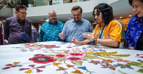 阿米尔：未敲定碳税税率 待气候变化法案通过再定