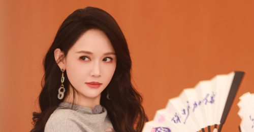 陈乔恩宣告：我不生孩子 女星却当场炫娃催生