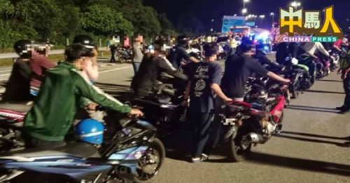 莎阿南大道 午夜变赛道 警封锁出口 捉飙车党