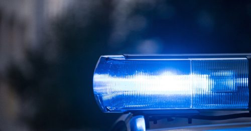 涉非法跨境载客 马男新币50元图贿警