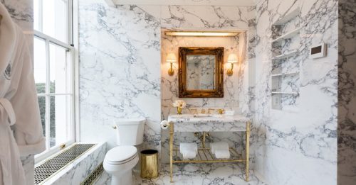 特朗普翻新 白宫林肯套房浴室  展现金光奢华风