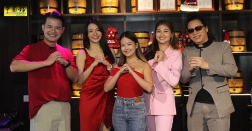 豪哥率群星合唱马年贺岁曲  豪言突破200万点击大关