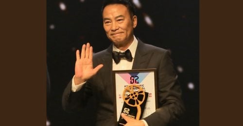第62届亚太影展｜获“终身成就奖”不言退 任达华致哀大埔火灾罹难者
