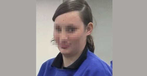 2少年枪杀焚尸体女同学 骗到树林犯案　