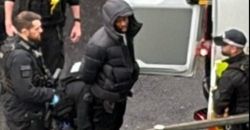 希思罗机场 爆胡椒喷雾袭击