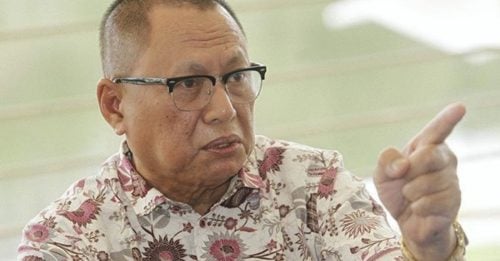 是否继续留在国阵？ 弗亚挑战马华立即表态