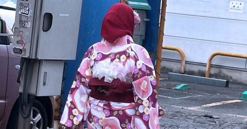 印尼女穿和服照 却引起日本网民议论