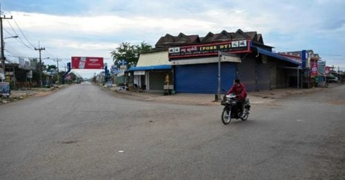 泰柬边境冲突 ｜泰柬逾50万人疏散 泰实施宵禁