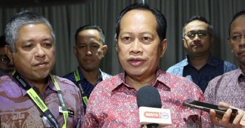 承包商管理不善财务混乱 工程部：75%项目延误