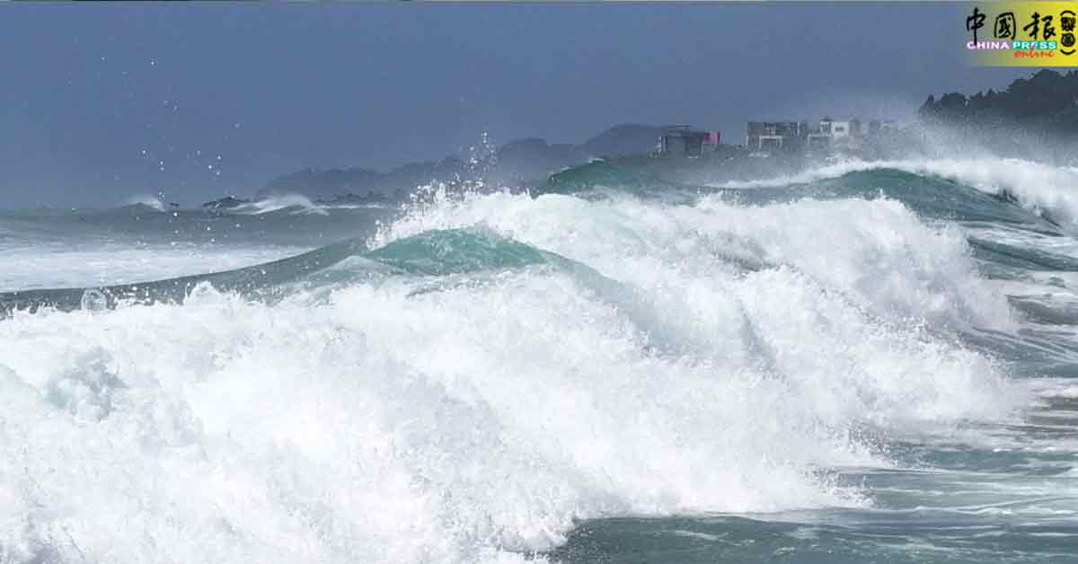 韩国济州岛外海商船　5船员不明原因坠海