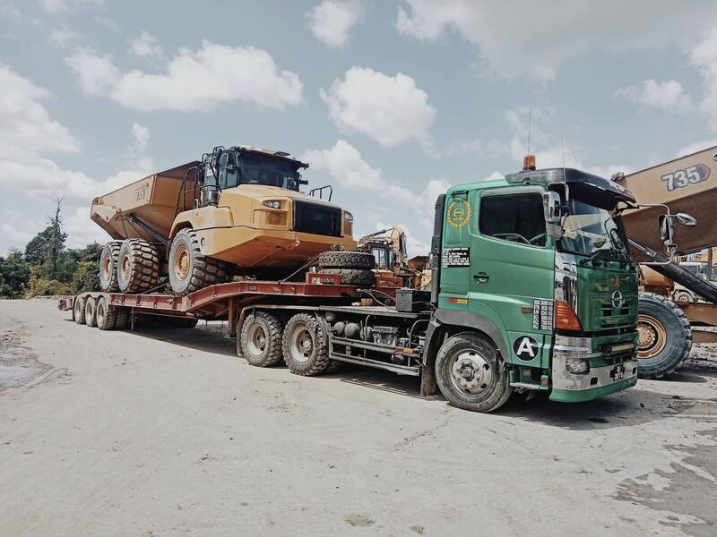 急煞遭运载物夺命 死者是资深罗厘司机