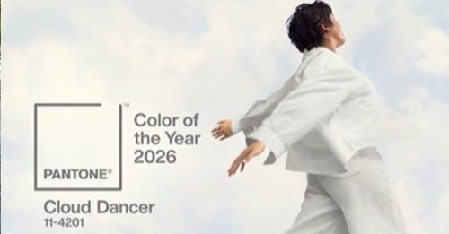 现代人渴望心灵减压  “云舞白”成2026年代表色