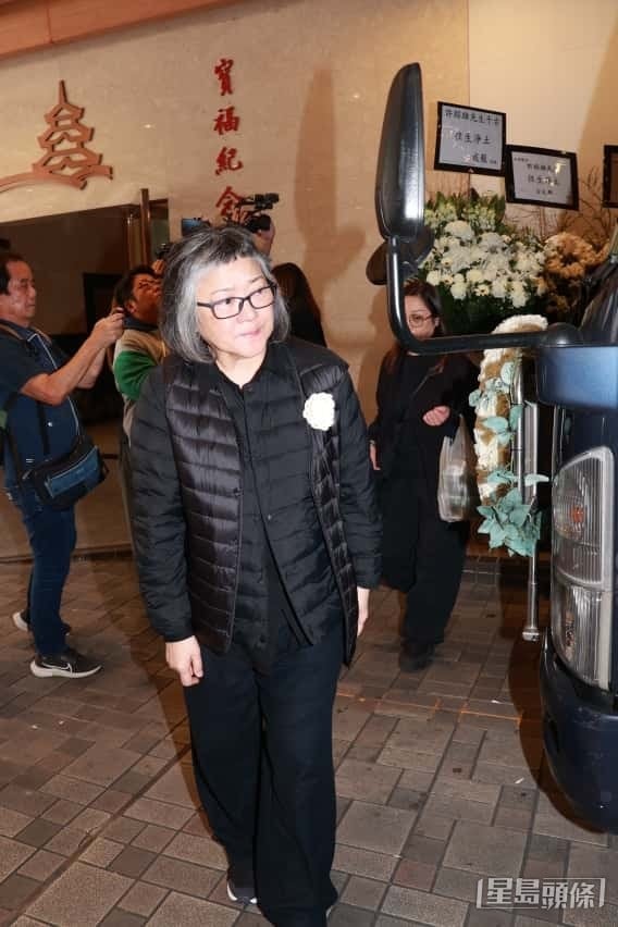 龙嬿而首度谈及许绍雄生前病况及死因。