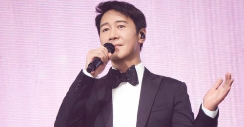 自嘲跳舞水皮 黎明坐唱劲歌